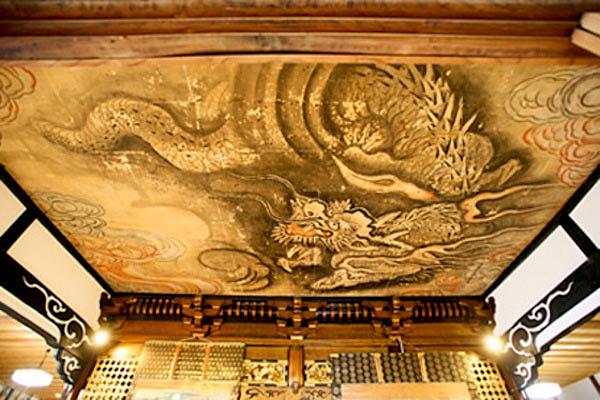 Dragon mural on the ceiling of the temple